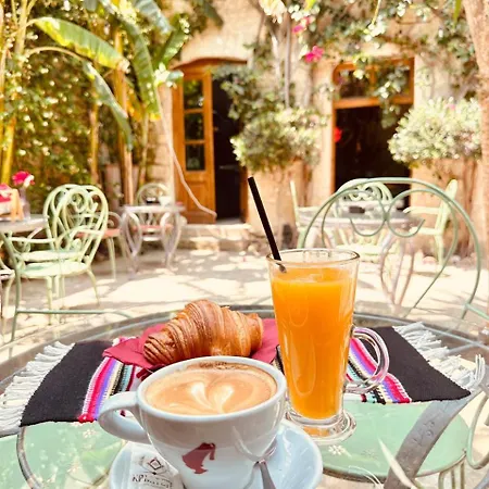 Hotel Old Town Muradie