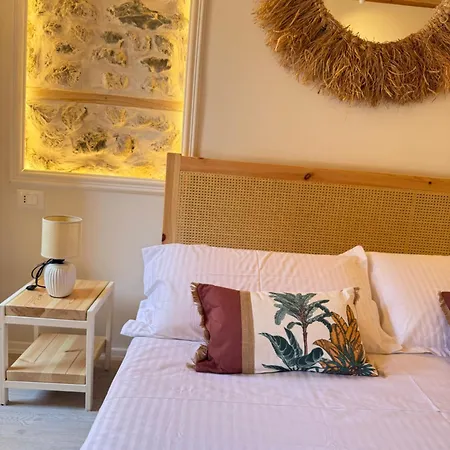 Hotel Old Town Muradie Vlorë