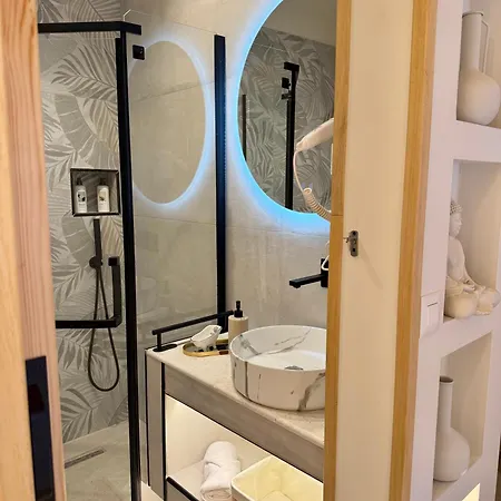 Hotel Old Town Muradie Vlorë