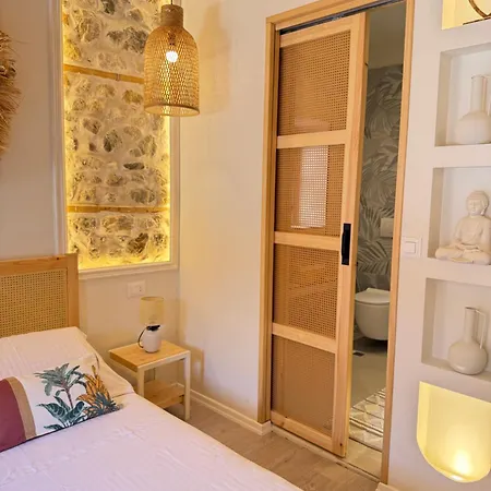 Old Town Muradie Hotel