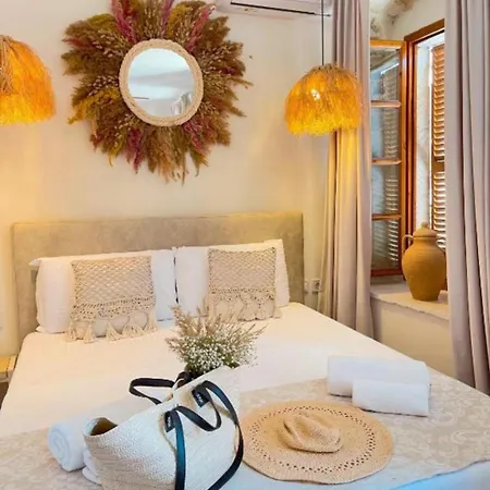 Old Town Muradie Hotel