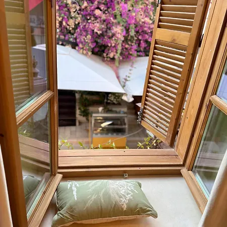 Old Town Muradie Hotel