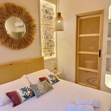 מלון Old Town Muradie 3*