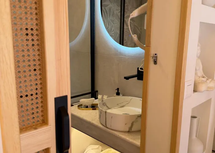 Hotel Old Town Muradie 3*