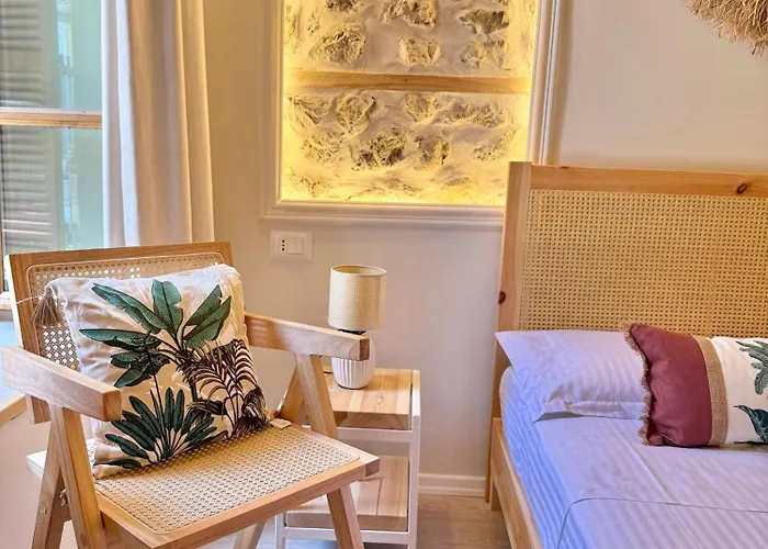Hotel Old Town Muradie 3*